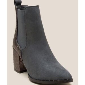 G.C Paris ankle snake print boots women 8 western rodeo festival retro Y2K luxe